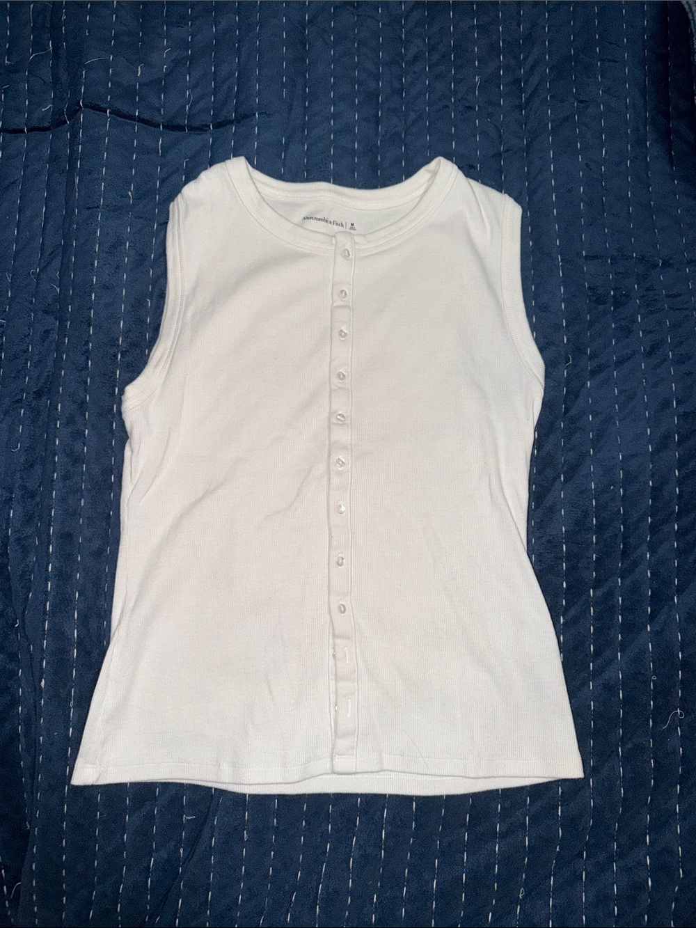 Abercrombie & Fitch White Button-Front Ribbed Tank